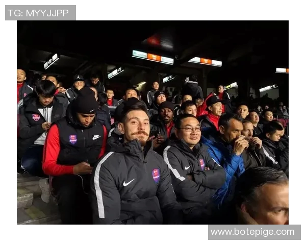 重庆篮球队配合问题引发热议球迷与专家各抒己见探讨战术调整必要性 重庆篮球队配合问题引发热议球迷与专家各抒己见探讨战术调整必要性